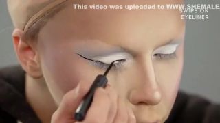 sexalarab Drag Queen Farrah Moans makeup routine Twinks