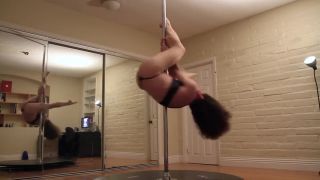 Hard Porn Dirty Birdy Pole Dancer Strips Sinfully Suckingdick