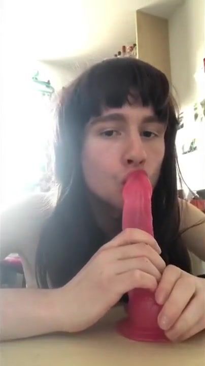 XXXShare Crossdresser Sissy Sucks And Fucks Pink Dildo Pornuj - 1