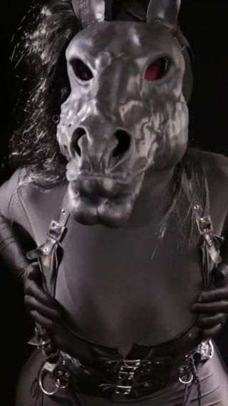 Fantasti Hermaphrodite Horse Playing With Its Massive Body PornHub