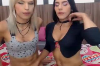 BoyPost Two lovely trannies are cock hungry Travesti