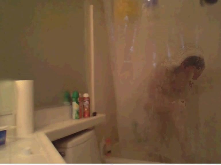 Christy Mack Tranny taking a shower and masturbate hard Gaybukkake - 1