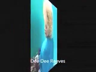 Futa Dee Dee Reeves in Blue room Pussysex