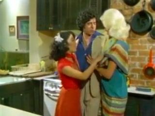 Consolo Vintage Threesome In The Kitchen Suckingcock