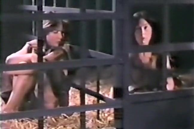 Consolo Poor Cecily (1974): Full Uncut Dungeon Scene. Vintage BDSM Torture! BongaCams.com