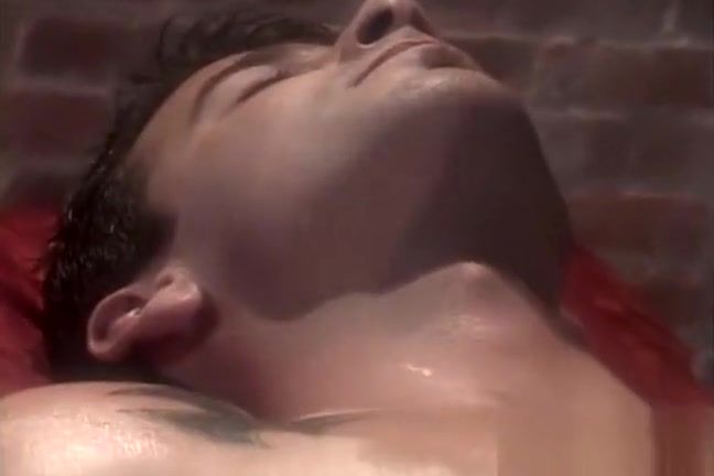 Jav-Stream Julian Rios Massages Roxanne Hall Masturbandose