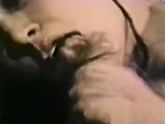 Ladyboy Peepshow Loops 326 1970s - Scene 4 Throat