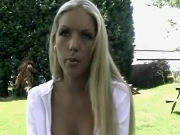 Naked Sex Carrie outside 1 Officesex