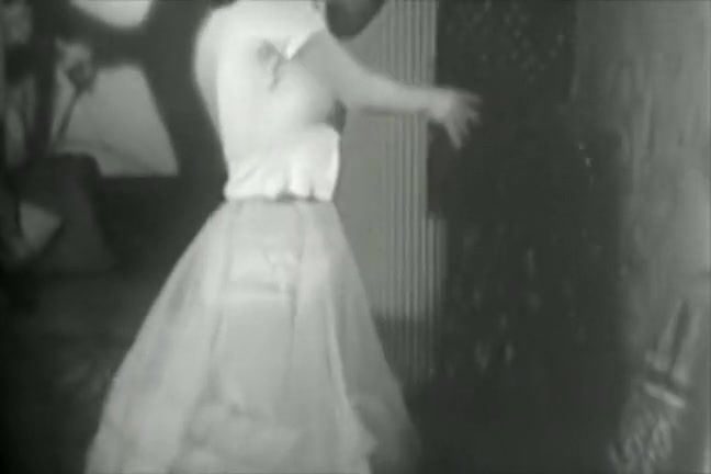JoyReactor Peeping Tom's Paradise Vintage Striptease Movie Nina Hartley