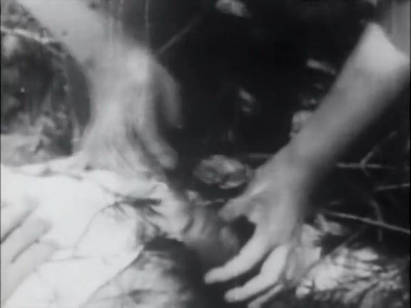 SeekingArrangemen... Erotica 1930 - La Cueillette Aux Champignons PlayForceOne