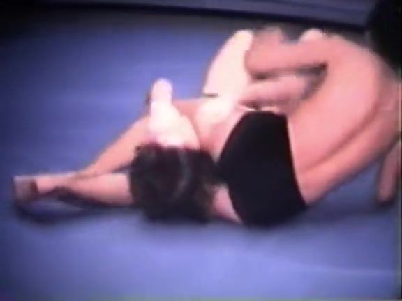 Bitch Mixed wrestling. Vintage 2 Free Blowjobs