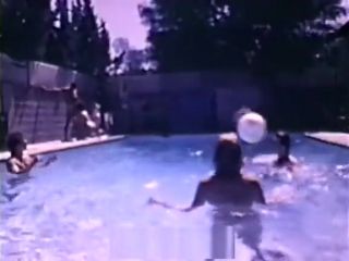 Fuck Her Hard Cool Orgy Near the Swimming Pool Chilena