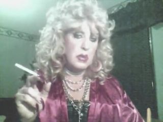 Calle Vintage MzRoxy Smoking Bling And Long Nails Shy