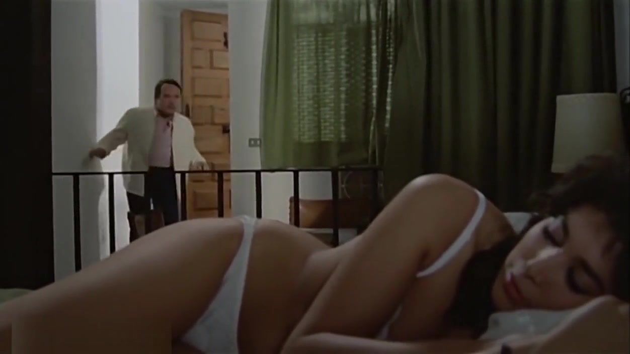 Tranny Porn Cine del Destape, El cura ya tiene hijo (1984) XHamster Mobile - 1
