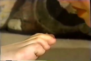 Hung Maid worships lesbian feet Free Amateur Porn