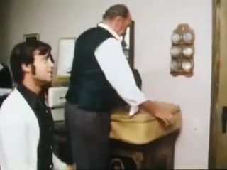 Safada Geh zieh dein Dirndl aus (1973) pt2 Masturbando