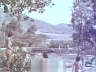 Sextape Outdoor Nudists Enjoying Naked Lifestyle (1950s Vintage) Gangbang