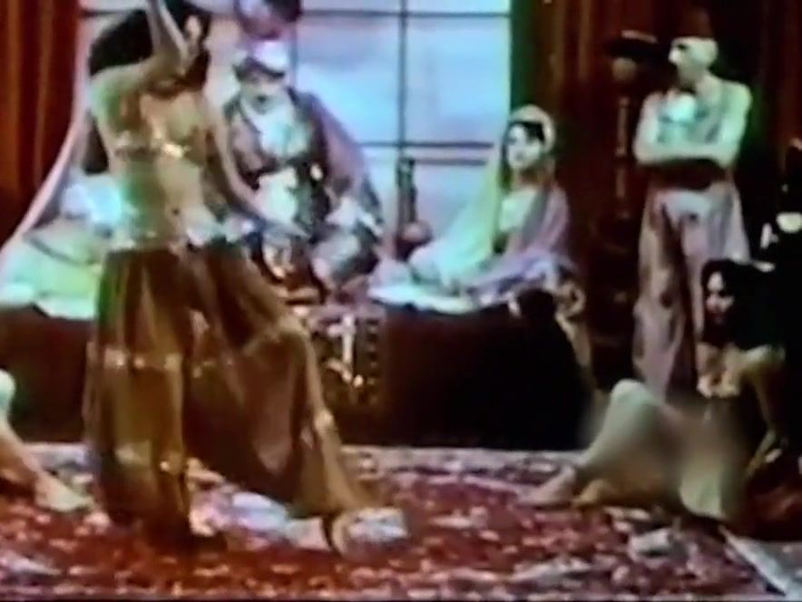 Speculum EXOTIC SLAVE GIRL DANCE - vintage harem striptease Chilena - 1