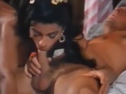 Indian Sex Julia Chanel - L'Alcova di piacere proibiti 1994 Awempire