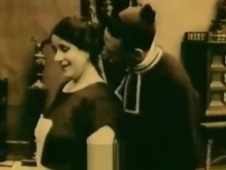 Rubbing Masturbating and Persuasion to Suck (1920s Vintage) Panocha