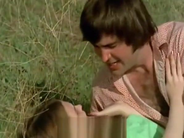 Thief Man Tries to Seduce teen in Meadow (1970s Vintage) Livecam - 1