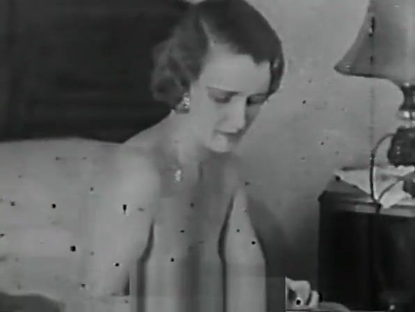BaDoinkVR Horny Lesbian Loves Her Big Dildo (1920s Vintage) Hot Sluts