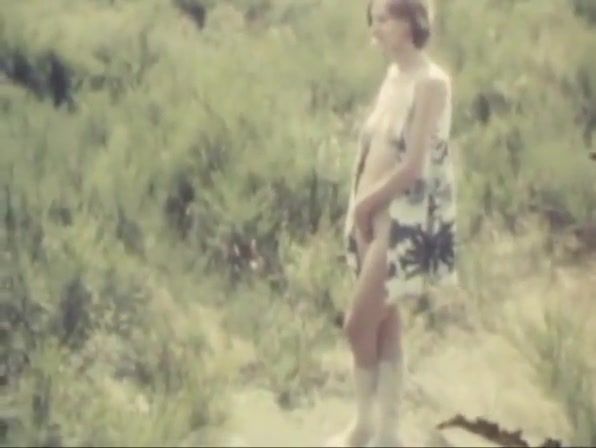 Flagra Vintage - Naked Girl Outdoors 1960's Fuck Com