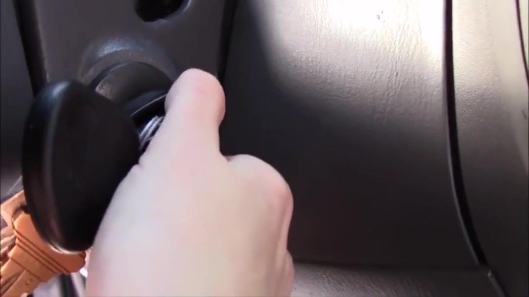 Pussy Licking Petite Teen Seduces Her Driving Instructor To Pass Masturbando
