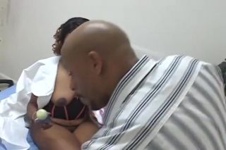 Gay Skinny Watch The Black Chick Shave Her Hairy Pussy Guyonshemale