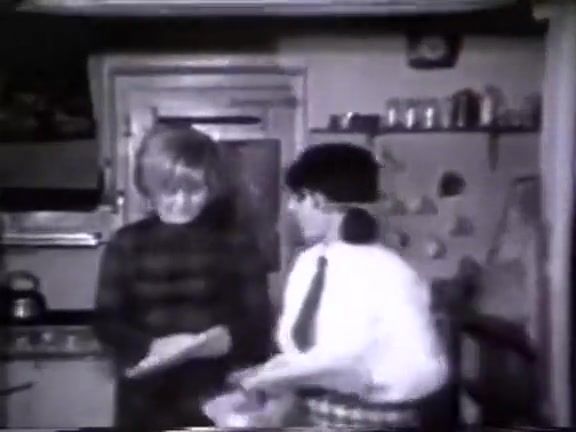 Gritona Vintage: 60s girl and her boyfriend caught out Gay Pawnshop - 1