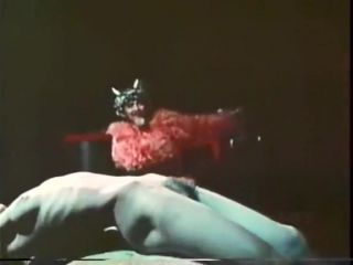 Putaria Horny Devils (1972) Pegging