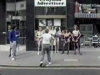 Blows British Street Strippers Morrita - 1