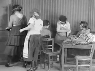 Nylon 1920's porn: Faimenette workshop Brother