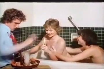 Pawg Sunnyboy and Sugarbaby 1979 (Threesome erotic scene) MFM PornTrex - 1