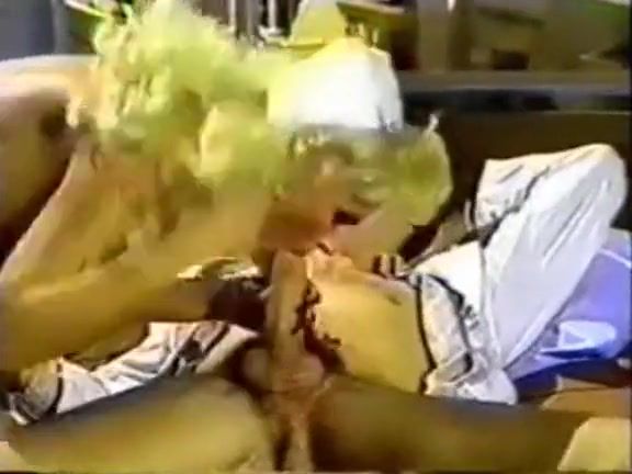 Sex Pussy Crazy retro xxx clip from the Golden Period Amateur Vids