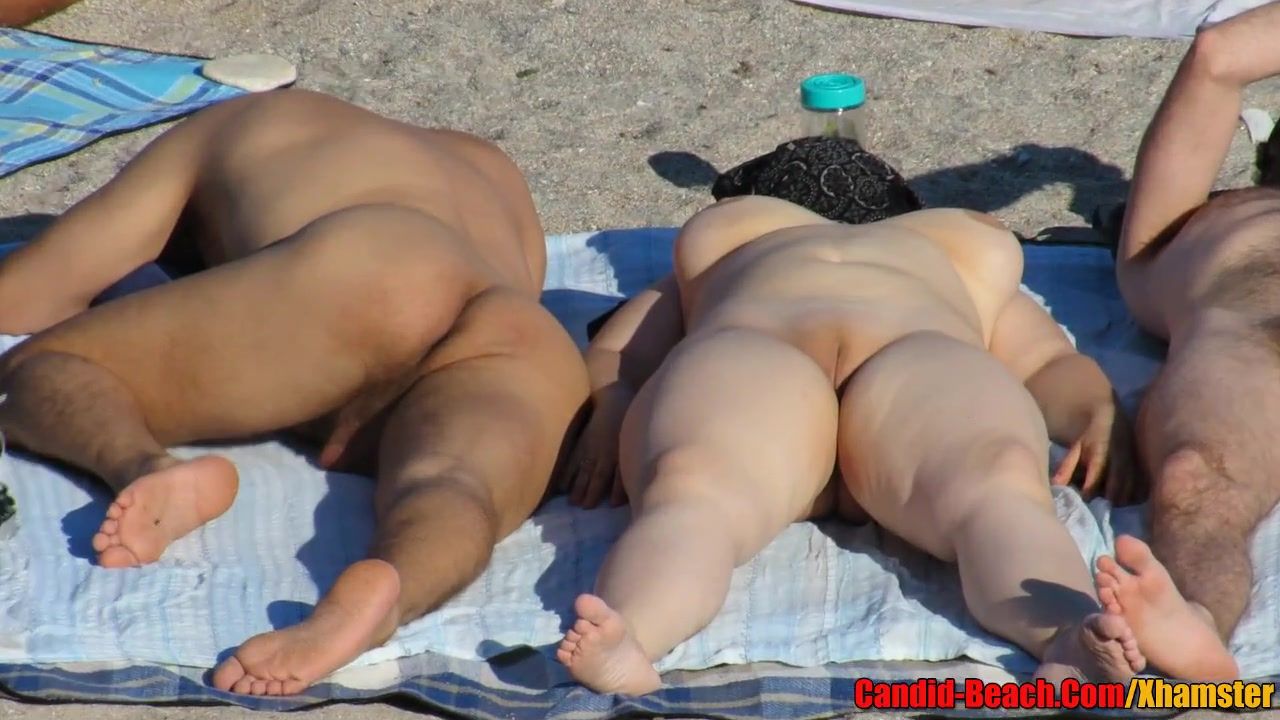 Public Sexy Nude Milfs Beach Voyeur HD Video Spycam Candid Publico