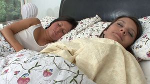 StreamSex Two sexy friends wake up together in the morning and start fucking MyEroVideos