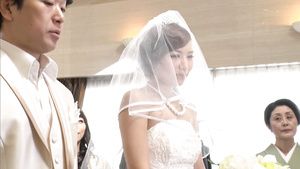 21Naturals Best man takes bride in japanese wedding 1 - asian Home