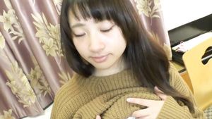 RomComics Cute Japanese teeny is taking part in amateur shooting MyFreeCams