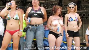 Creamy Naked Show At The Iowa Biker Rally Blow Jobs