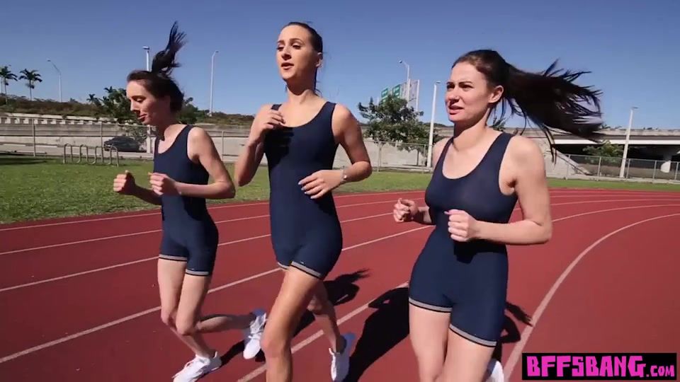 Shemale Porn Lesbian eighteen years old athletes tasted vaginas after workout Con