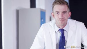 XLXX Muscular doctor treats his naked patient with his dick Teenage