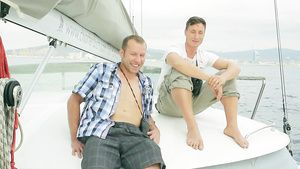 AnyPorn Two guys take their gfs on a boat trip & have FFMM orgy. Full video. Bunduda