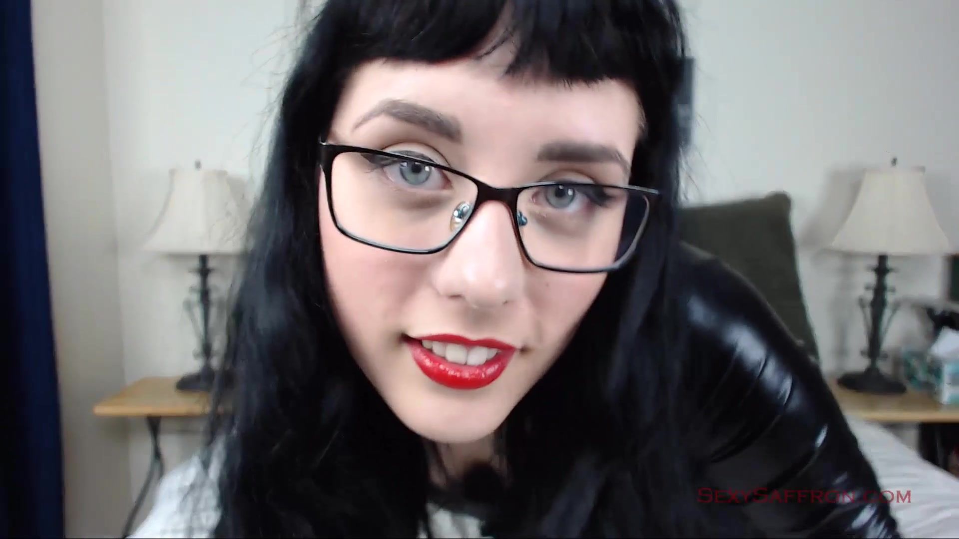 SummerGF Kinky brunette 18yo girl in eyeglasses on webcam Breeding