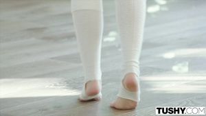 Female Orgasm TUSHY Flexible Dancer Gapes For Her Trainer - Xozilla Porn YesPornPlease
