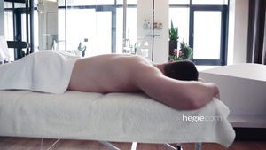 Mujer Hegre - Four Hands Masked Lingam Massage - handjob Livecams