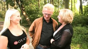 Teamskeet Gina Casting with Hellen und Egon: amateur...