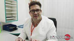 Deutsche Jizz On The Nurse - lilli vanilli medical fetish sex Amature