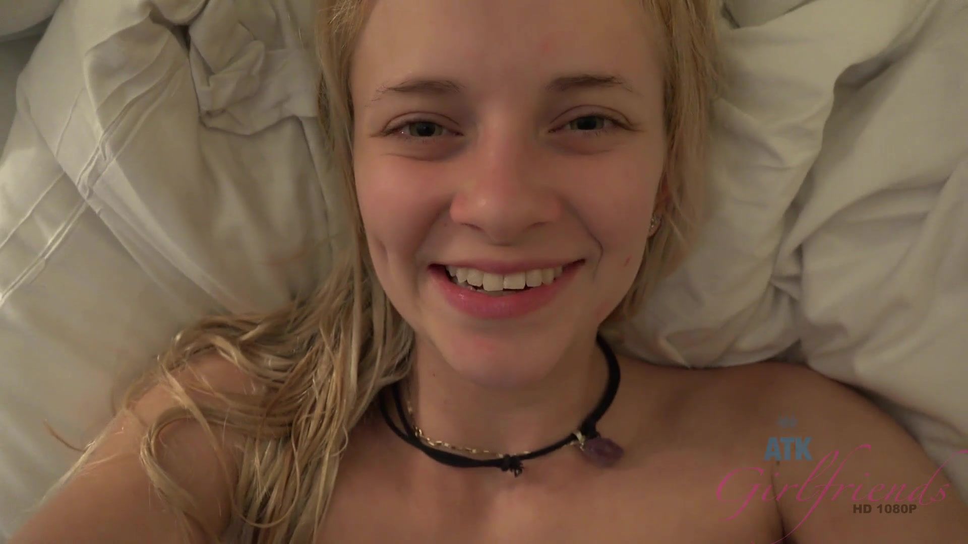 MyEx cute babe Riley Star POV sex clip Slut Porn