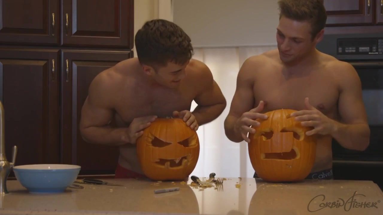 ThePorndude Beau & Max - Gay Halloween Porn Peruana